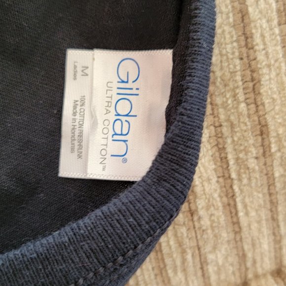 Port & Company DISNEY T Shirt Black With Pink Minnie Mouse Design Size XL - Picture 9 of 15